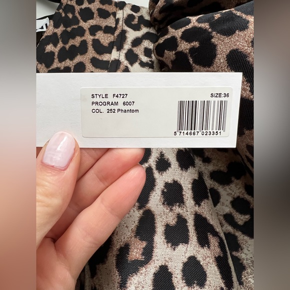 Ganni Leopard Dress - Picture 2 of 3